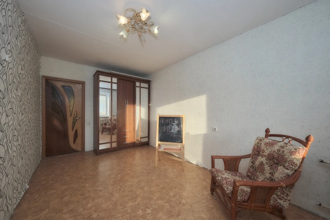 Купить трехкомнатную квартиру в Рязанской области. Вариант № 9289384, 8, площадь -  квм, цена 4500000 рублей