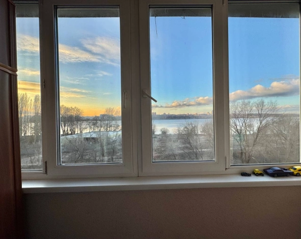 Купить трехкомнатную квартиру в Микрорайоне Ключи в Воронеже. Вариант № 10475441, 22, площадь - квм, цена 9500000 рублей