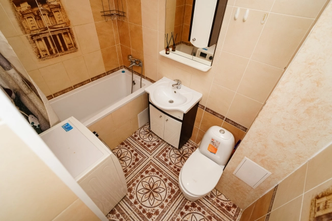 Купить трехкомнатную квартиру в Омске. Вариант № 3280433, 12, площадь -  квм, цена 8200000 рублей