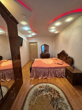 Купить трехкомнатную квартиру в Микрорайоне Ключи в Воронеже. Вариант № 10475441, 20, площадь - квм, цена 9500000 рублей