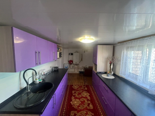 Купить дом в Орске. Вариант № 1555504, 12, площадь - квм, цена 4200000 рублей