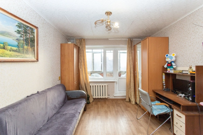 Купить квартиру в Тобольске. Вариант № 10410889, 3, площадь -  квм, цена 3100000 рублей