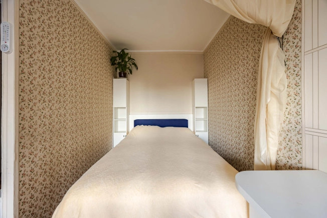 Купить однокомнатную квартиру в районе Московский в Санкт-Петербурге. Вариант № 28018, 10, площадь -  квм, цена 7250000 рублей