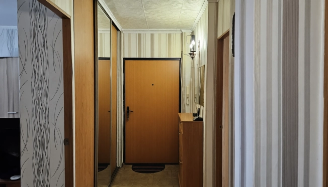 Купить трехкомнатную квартиру в Калининградской области. Вариант № 8899705, 7, площадь -  квм, цена 6150000 рублей