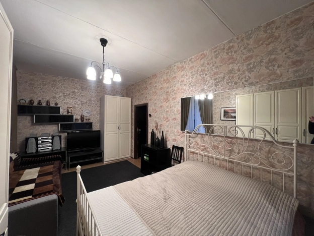 Купить квартиру в Москве. Вариант № 8541907, 21, площадь -  квм, цена 25500000 рублей