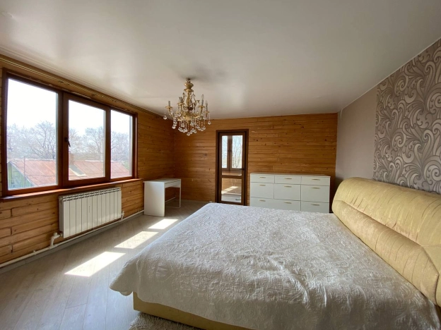 Купить дом на улице Садовая в Приморском крае. Вариант № 11065, 28, площадь -  квм, цена 15500000 рублей