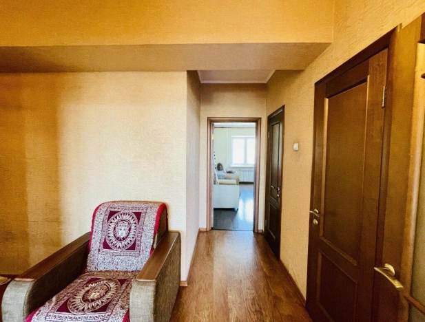 Купить квартиру в Улан-Удэ. Вариант № 10245483, 6, площадь -  квм, цена 12000000 рублей