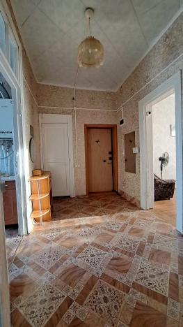 Купить трехкомнатную квартиру на улице Молодёжная в Республике Татарстан (татарстан). Вариант № 24009, 5, площадь -  квм, цена 2100000 рублей