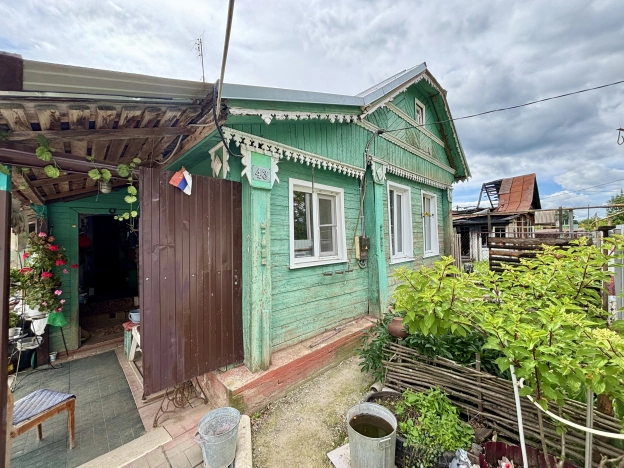 Купить дом на улице Старая Ляча в Ярославской области. Вариант № 27872, 4, площадь -  квм, цена 1500000 рублей