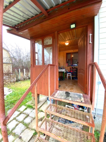 Купить дачу в Москве. Вариант № 9961826, 8, площадь -  квм, цена 5200000 рублей