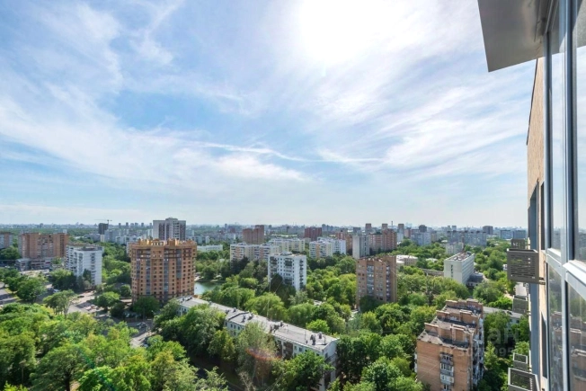 Купить квартиру на вторичке в Москве. Вариант № 23401, 2, площадь -  квм, цена 16999000 рублей