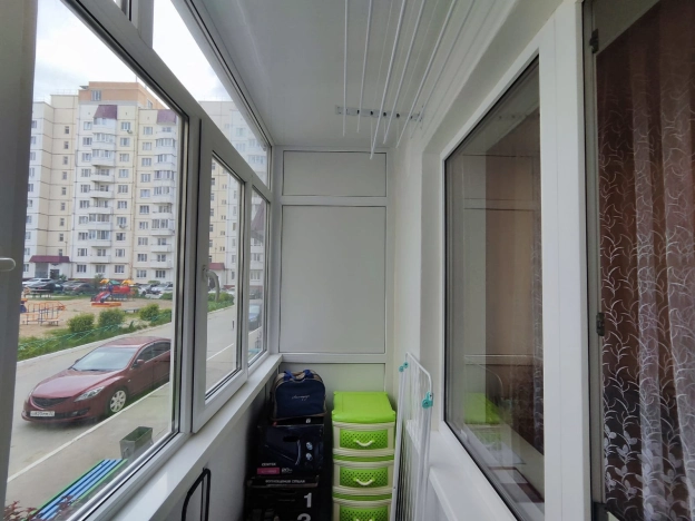 Купить однокомнатную квартиру на улице Школьная в Калужской области. Вариант № 53758, 8, площадь -  квм, цена 3590000 рублей