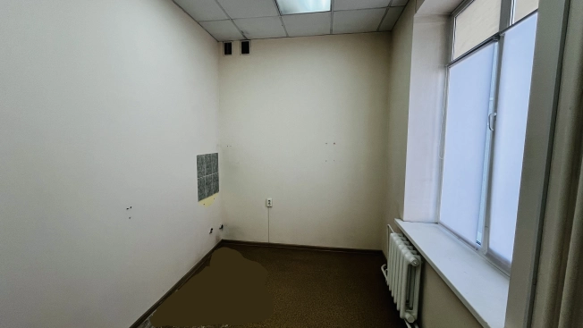 Снять коммерческую недвижимость свободного назначения на улице Коммунистическая в Новосибирске. Вариант № 8137, 9, площадь -  квм, цена 123695 рублей