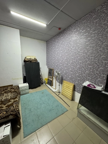 Купить коммерческую недвижимость свободного назначения в Таганроге. Вариант № 46190, 8, площадь -  квм, цена 2500000 рублей