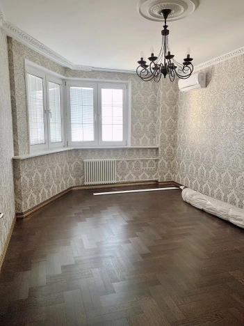 Купить квартиру в Москве. Вариант № 7600200, 13, площадь -  квм, цена 35000000 рублей