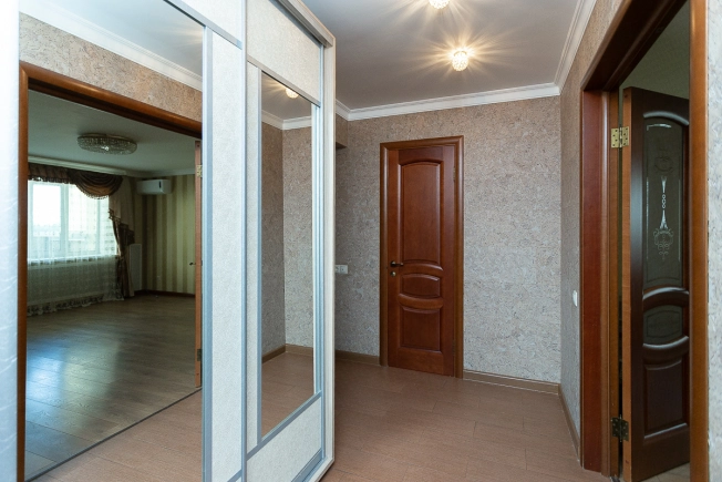 Снять квартиру в Владимире. Вариант № 10288554, 14, площадь -  квм, цена 35000 рублей