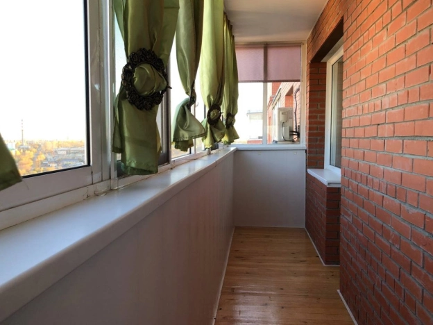 Купить однокомнатную квартиру в Омске. Вариант № 14964, 14, площадь -  квм, цена 5300000 рублей