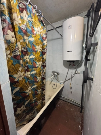 Купить трехкомнатную квартиру в Приморском крае. Вариант № 16506, 3, площадь -  квм, цена 4200000 рублей