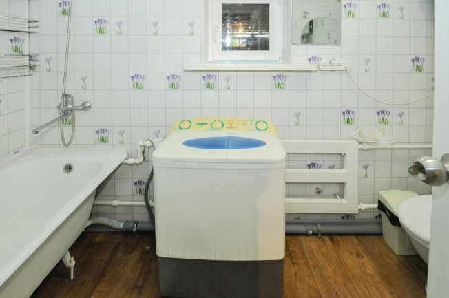 Купить дом в районе Калининский в Новосибирске. Вариант № 54292, 8, площадь -  квм, цена 8900000 рублей