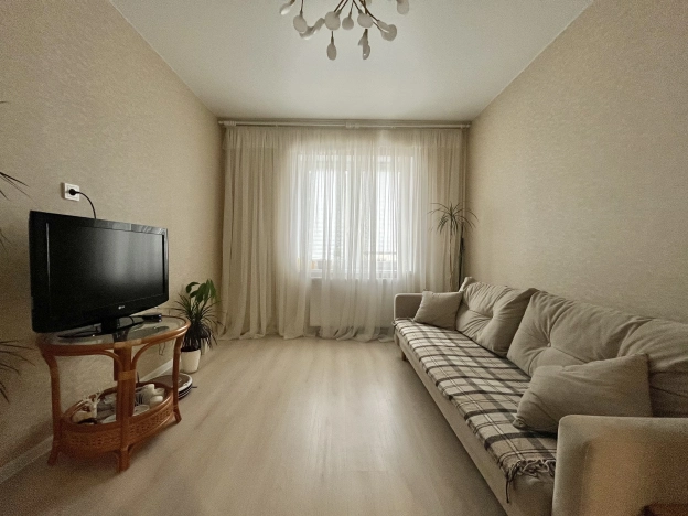 Купить однокомнатную квартиру в Калининградской области. Вариант № 10104484, 3, площадь -  квм, цена 7050000 рублей