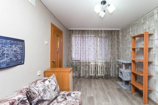 Купить квартиру в Тобольске. Вариант № 5513075, 5, площадь -  квм, цена 3300000 рублей