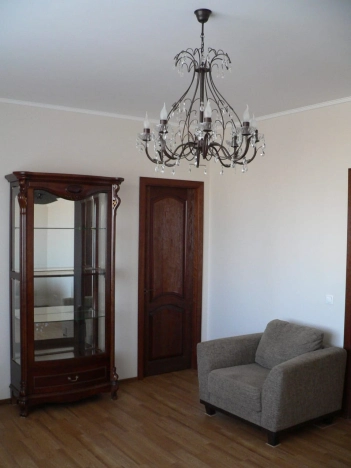 Купить двухкомнатную квартиру у метро площадь Карла Маркса в Новосибирске. Вариант № 2584, 8, площадь -  квм, цена 12000000 рублей