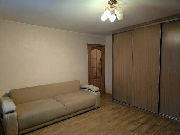 Купить квартиру в Омске. Вариант № 10808818, 3, площадь - квм, цена 3200000 рублей