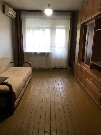 Купить трехкомнатную квартиру в Ростовской области. Вариант № 8435758, 3, площадь -  квм, цена 5250000 рублей