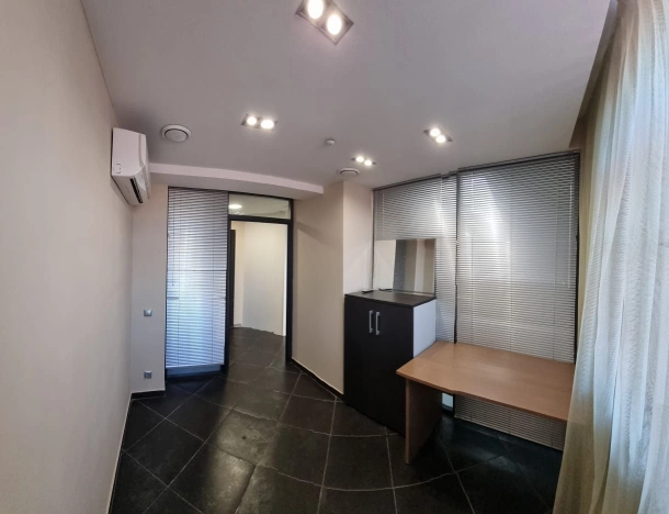 Купить коммерческую недвижимость в Казани. Вариант № 51698, 9, площадь - квм, цена 5736000 рублей