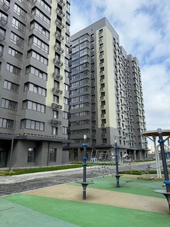 Купить двухкомнатную квартиру в районе Кировский в Ростове-на-Дону. Вариант № 3650564, 3, площадь -  квм, цена 5450000 рублей