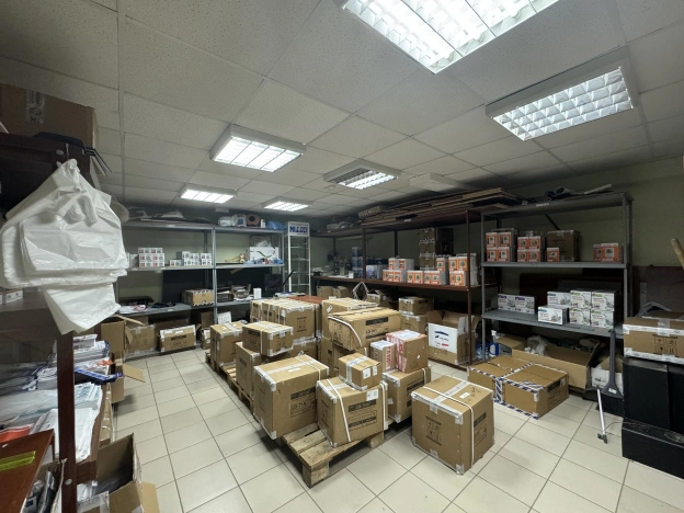 Купить офисы в Омске. Вариант № 9545, 15, площадь -  квм, цена 6500000 рублей