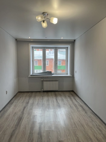 Купить трехкомнатную квартиру в районе Октябрьский в Улан-Удэ. Вариант № 9379836, 4, площадь - квм, цена 10200000 рублей