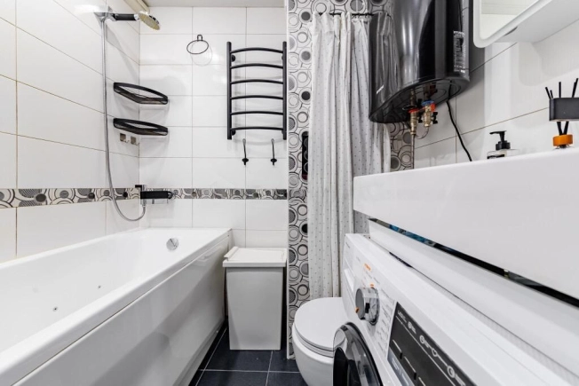 Купить однокомнатную квартиру у метро Площадь Мужества в Санкт-Петербурге. Вариант № 9278098, 16, площадь -  квм, цена 9300000 рублей