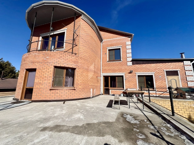 Купить дом в Иркутской области. Вариант № 7229, 37, площадь -  квм, цена 22000000 рублей