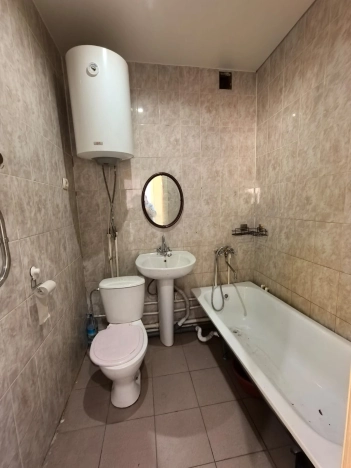 Купить однокомнатную квартиру в Амурской области. Вариант № 14260, 6, площадь -  квм, цена 1950000 рублей