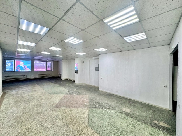 Снять коммерческую недвижимость свободного назначения в Микрорайоне Тихий Центр в Новосибирске. Вариант № 44014, 2, площадь -  квм, цена 210000 рублей