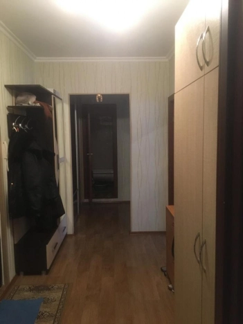 Купить двухкомнатную квартиру на вторичке на улице Гребенщикова в Новосибирске. Вариант № 8031942, 5, площадь -  квм, цена 6000000 рублей