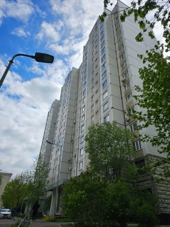 Купить квартиру в районе Нагорный в Москве. Вариант № 37862, 16, площадь - квм, цена 25000000.0000 рублей