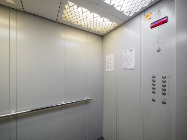 Купить квартиру в Омске. Вариант № 9249370, 19, площадь -  квм, цена 4550000 рублей