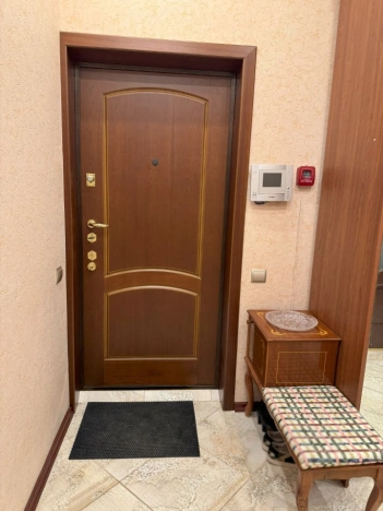 Купить квартиру в Москве. Вариант № 3029969, 8, площадь -  квм, цена 21650000.0000 рублей