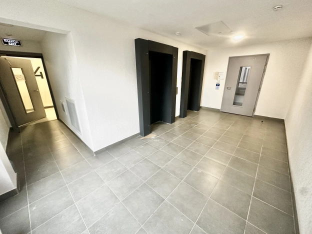 Купить квартиру в Москве. Вариант № 9710781, 20, площадь -  квм, цена 21900000 рублей