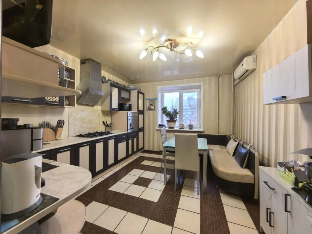 Купить квартиру в Иванове. Вариант № 9815060, 24, площадь -  квм, цена 15500000 рублей