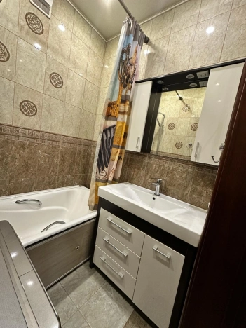 Купить трехкомнатную квартиру у метро Котельники в Московской области. Вариант № 10425234, 14, площадь -  квм, цена 8850000 рублей