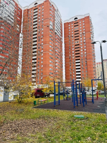 Купить квартиру в Москве. Вариант № 8795536, 33, площадь -  квм, цена 18500000 рублей