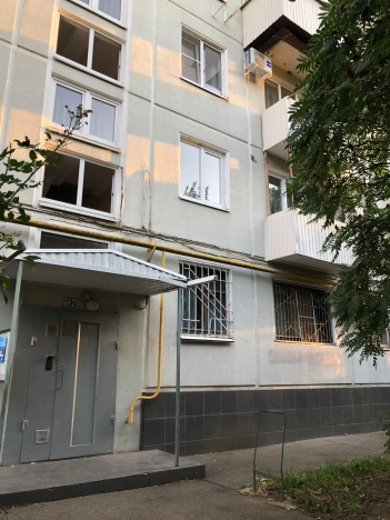 Купить однокомнатную квартиру на улице 2-я Заречная в Краснодаре. Вариант № 10232649, 18, площадь - квм, цена 4200000 рублей