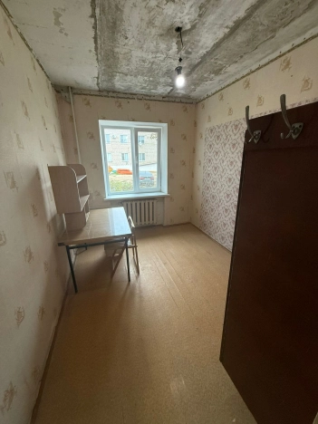 Купить трехкомнатную квартиру в Микрорайоне 8-й, Элиста в Элисте. Вариант № 9108235, 2, площадь -  квм, цена 3700000 рублей