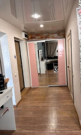 Купить трехкомнатную квартиру в Иркутске. Вариант № 52664, 6, площадь -  квм, цена 7000000 рублей