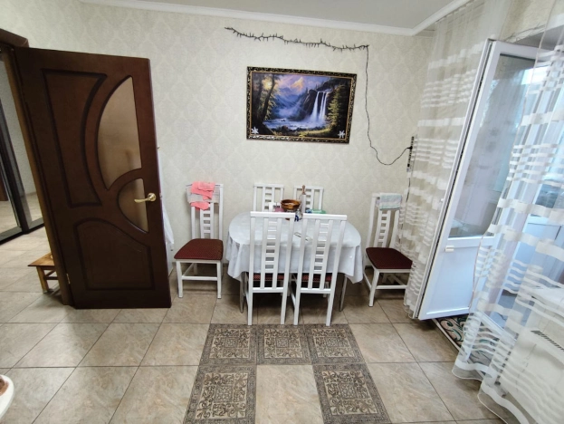 Купить двухкомнатную квартиру в Старом Осколе. Вариант № 10476272, 6, площадь -  квм, цена 7600000 рублей