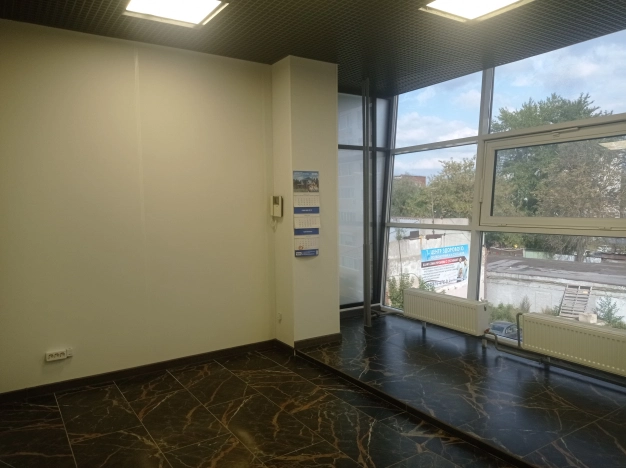 Снять коммерческую недвижимость в Владимире. Вариант № 3260038, 4, площадь -  квм, цена 180000 рублей