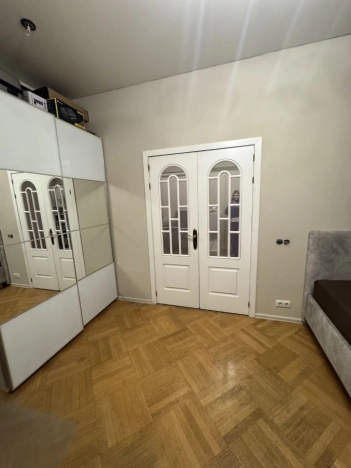 Купить квартиру в Москве. Вариант № 7650622, 18, площадь - квм, цена 13900000 рублей